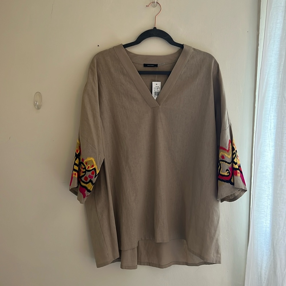 Natori linen blend embroidered tunic large